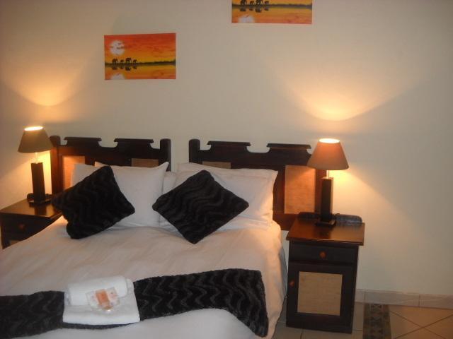 The Beverly Hills Guest Lodge พาลาบอร์วา ห้อง รูปภาพ